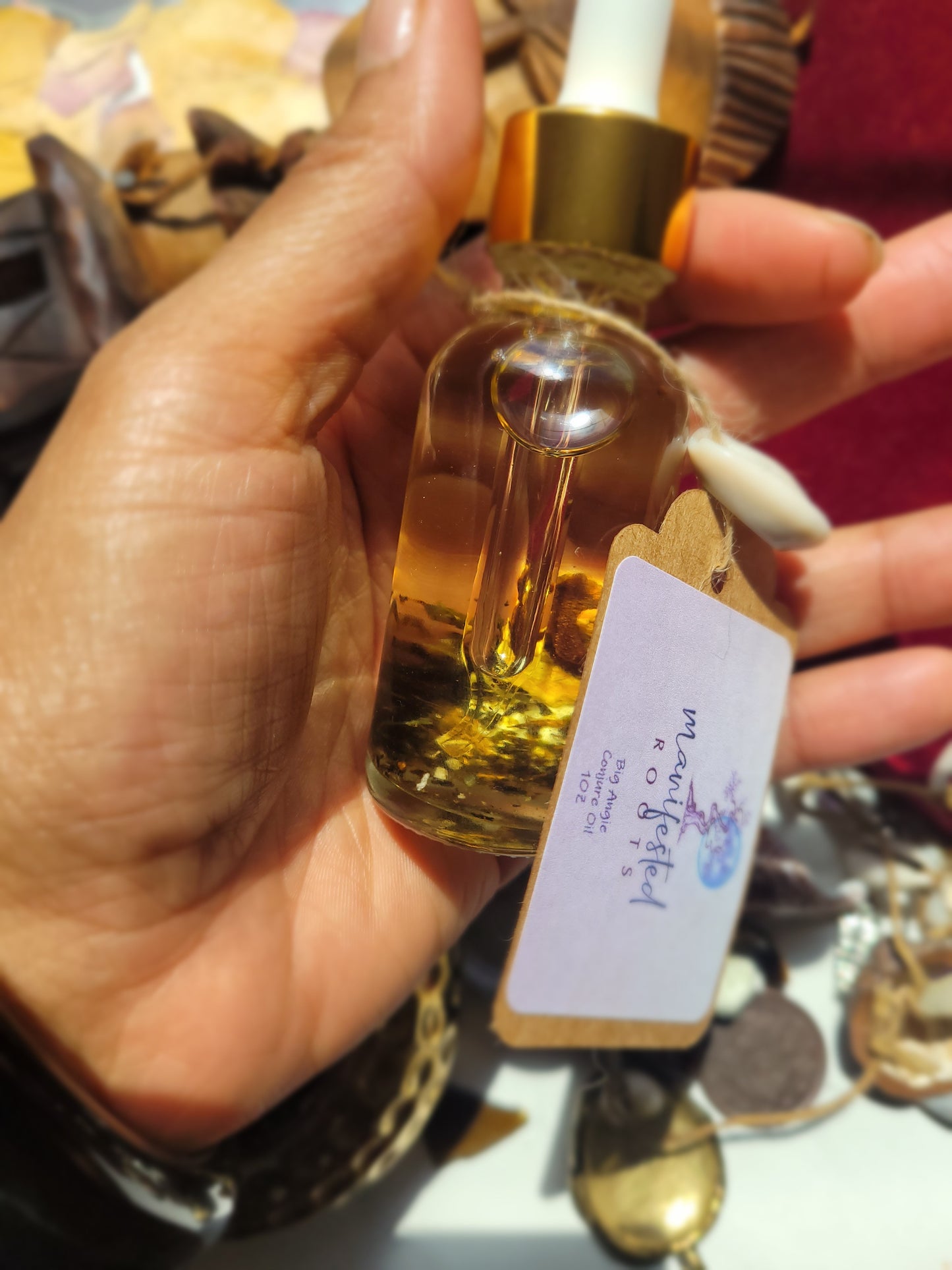 Big Angie conquer oil, Angelica Root, Guardian Oil, Hoodoo, Wicca, Witchcraft, Spiritual Oil